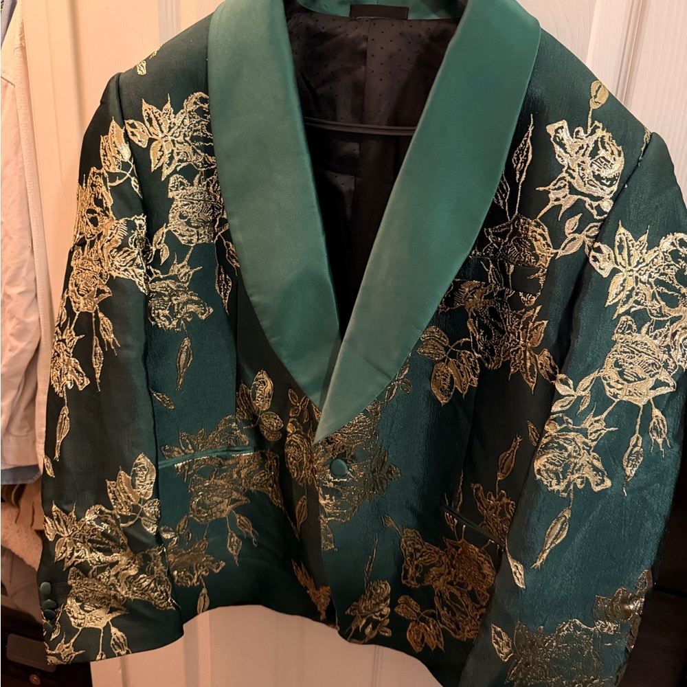 Elegant Green and Gold Floral Blazer